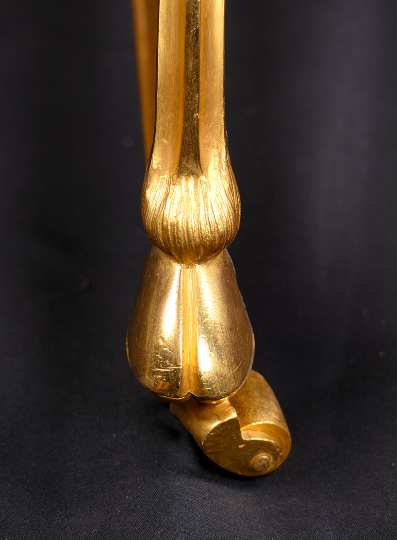 gueridon-bronze-dore-cisele-antiquites-brossy-et-fils-rolle-suisse
